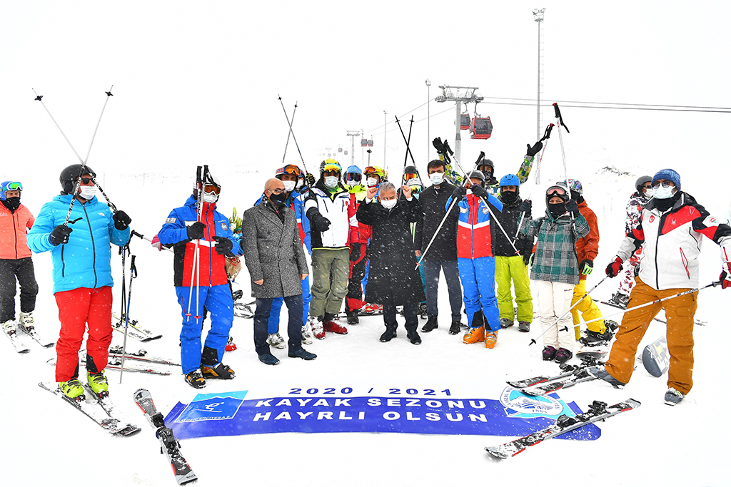 Güvenli Kayak Merkezi Erciyes’te Kayak Sezonu Açıldı