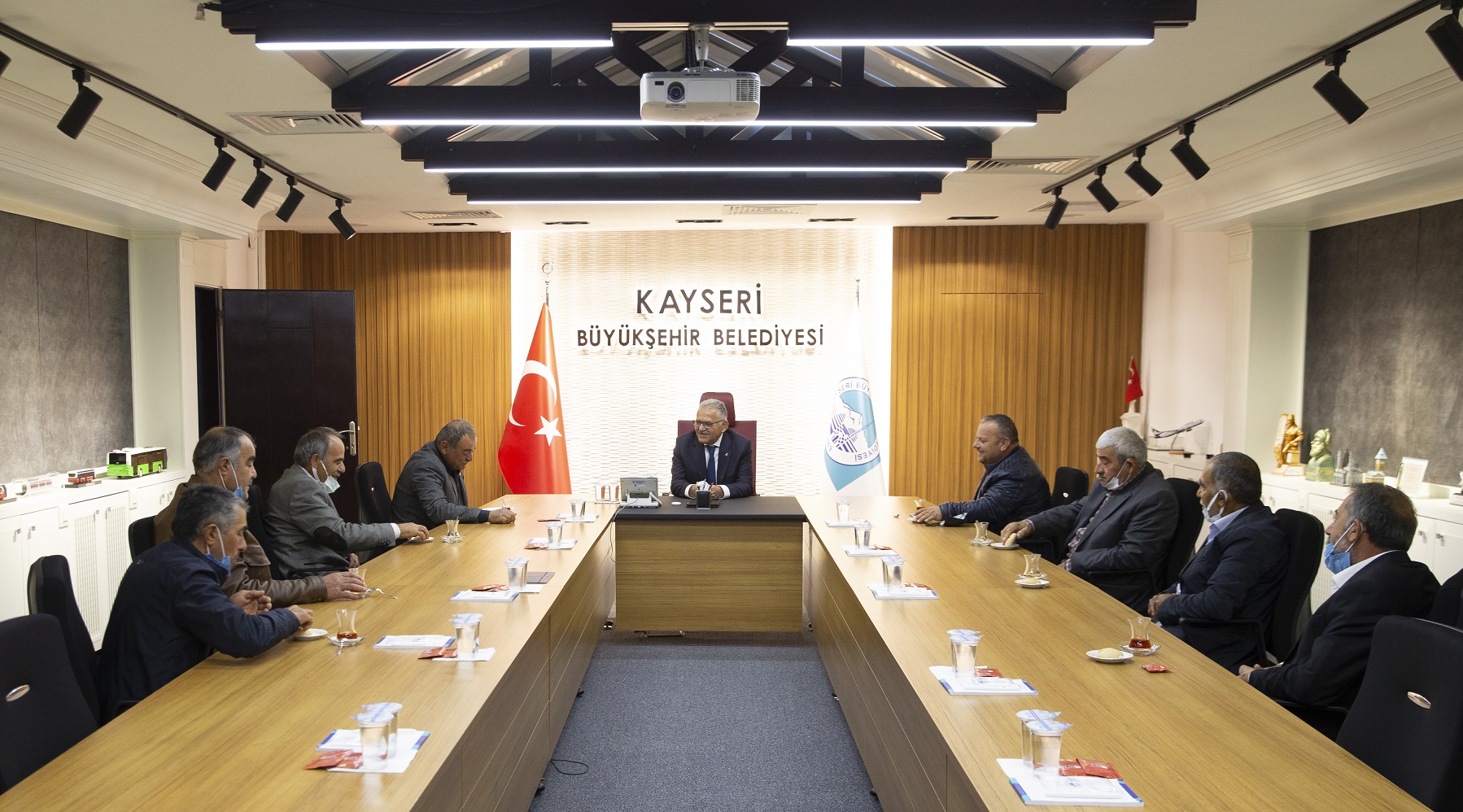 Çatakdere Muhtarı ve Sakinlerinden Başkan Büyükkılıç’a “Yol” Teşekkürü