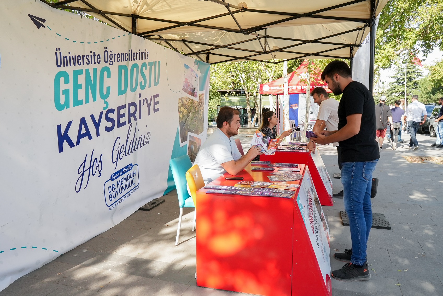 Büyükşehir, 10 Bin Üniversiteliye “Hoş Geldiniz” Dedi