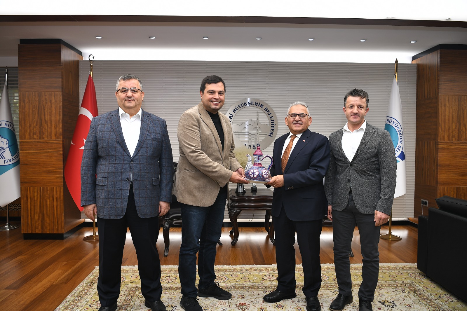 Uşak Belediye Başkanı Çakın'dan Başkan Büyükkılıç'a Ziyaret