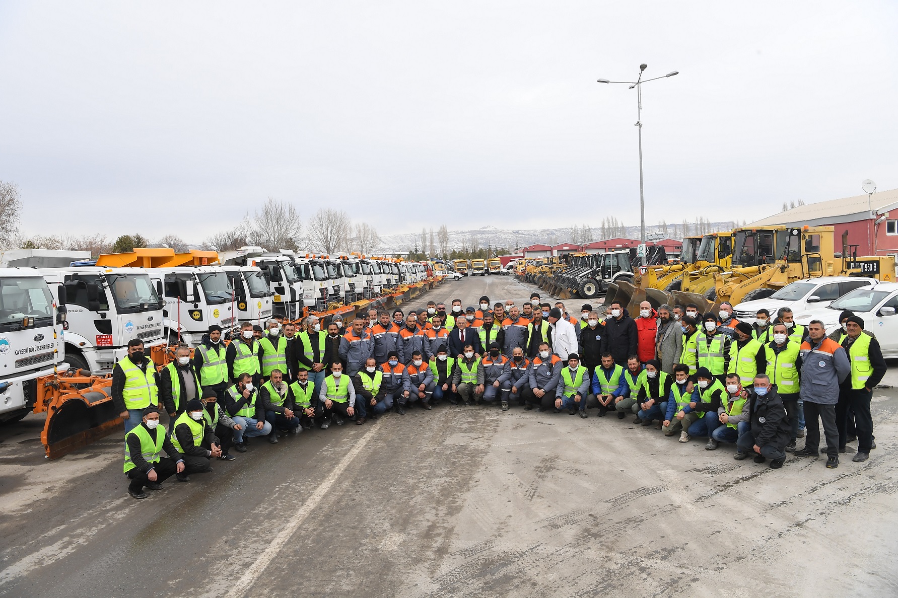 Büyükşehir’in 156 Araç ve 328 Personeli, Karla Mücadele İçin Hazır