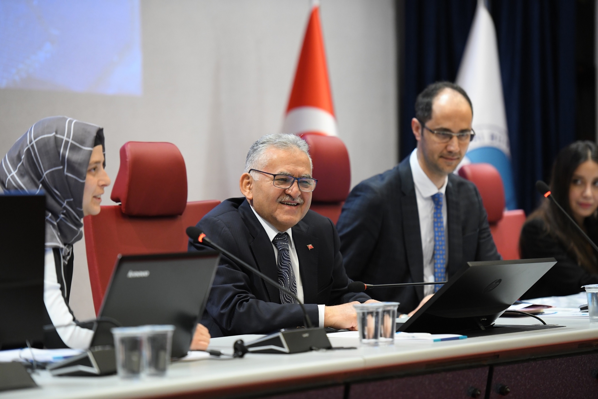 Başkan Büyükkılıç, Beydeğirmeni Besi Bölgesi’nde Kura Çekimi Yaptı