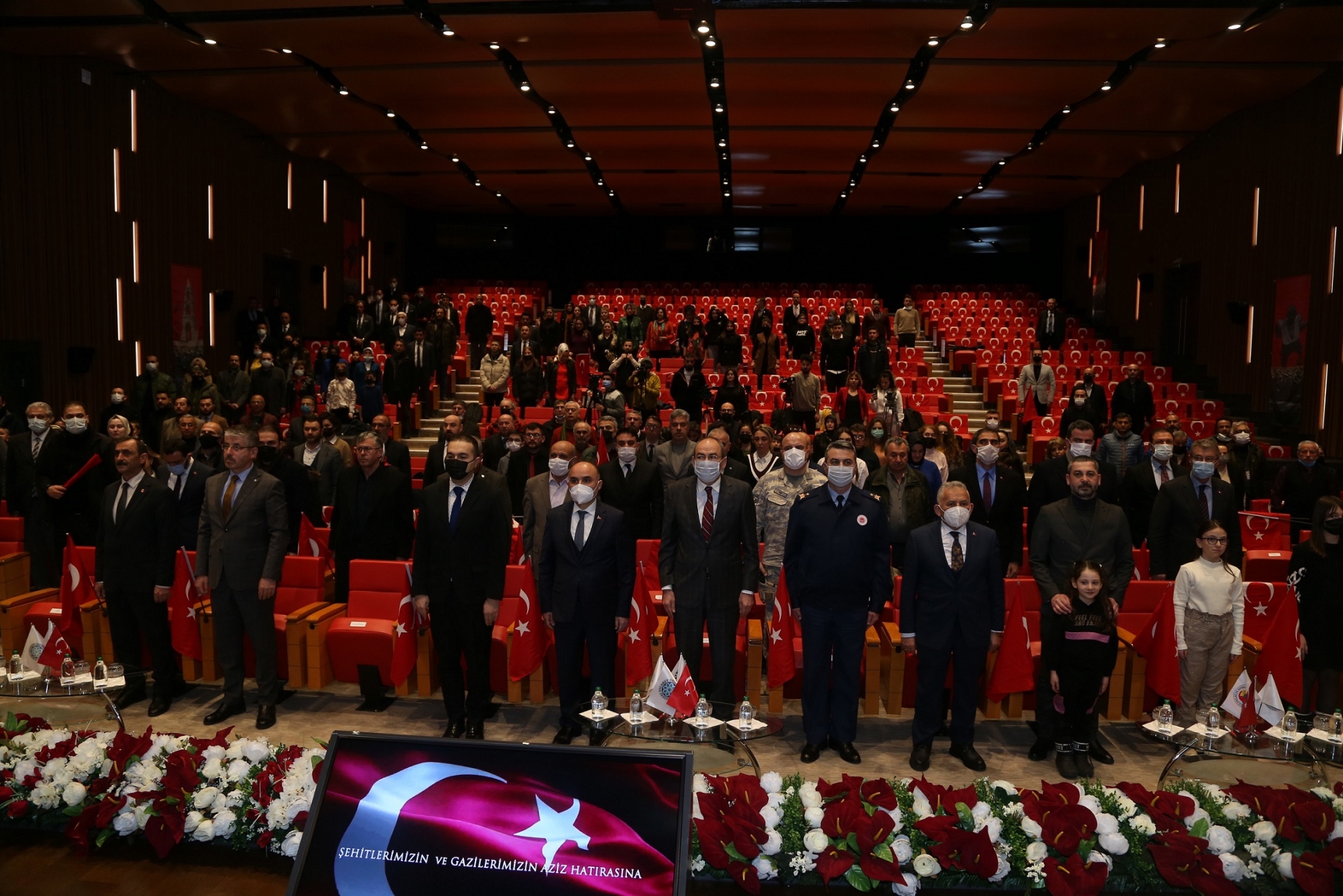 Başkan Büyükkılıç, İstiklal Marşı'nın Kabulü’nün 101. Yıldönümünü Lise Öğrencileriyle Kutladı