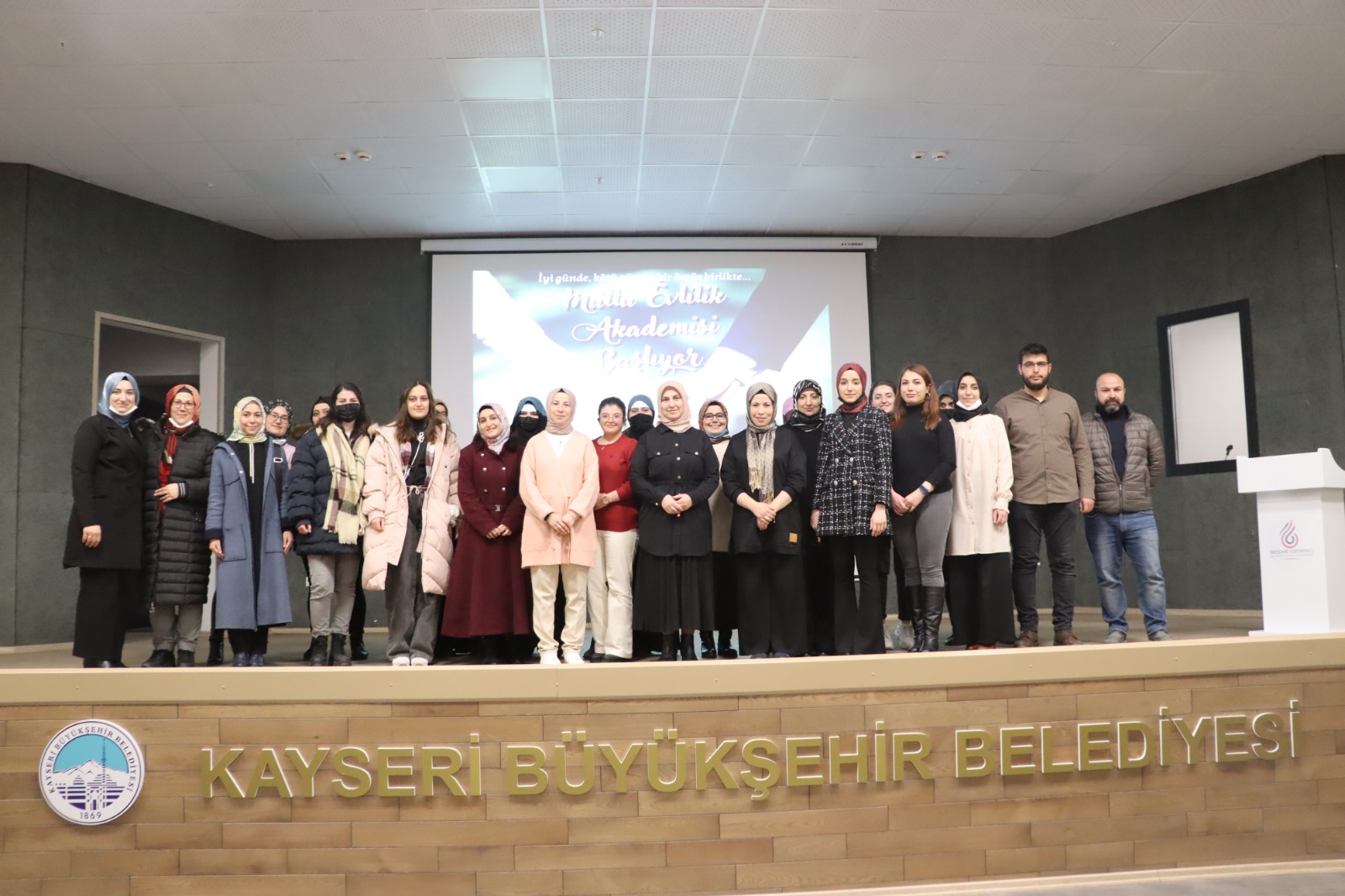 Büyükşehir’in ‘Mutlu Evlilik Akademisi’ Tam Not Aldı