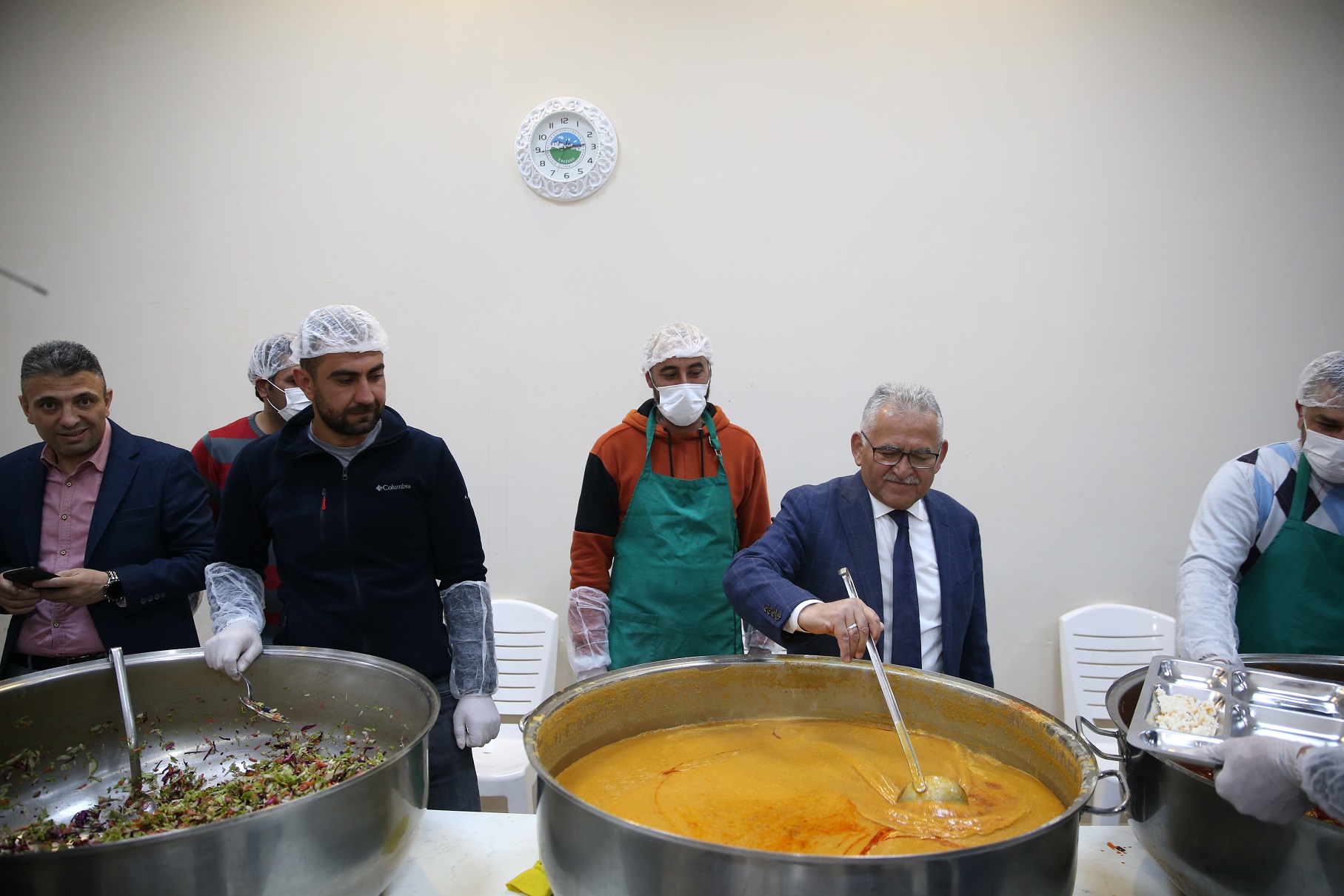 Başkan Büyükkılıç, Gönül Sofrasını İncesu’da Kurdu