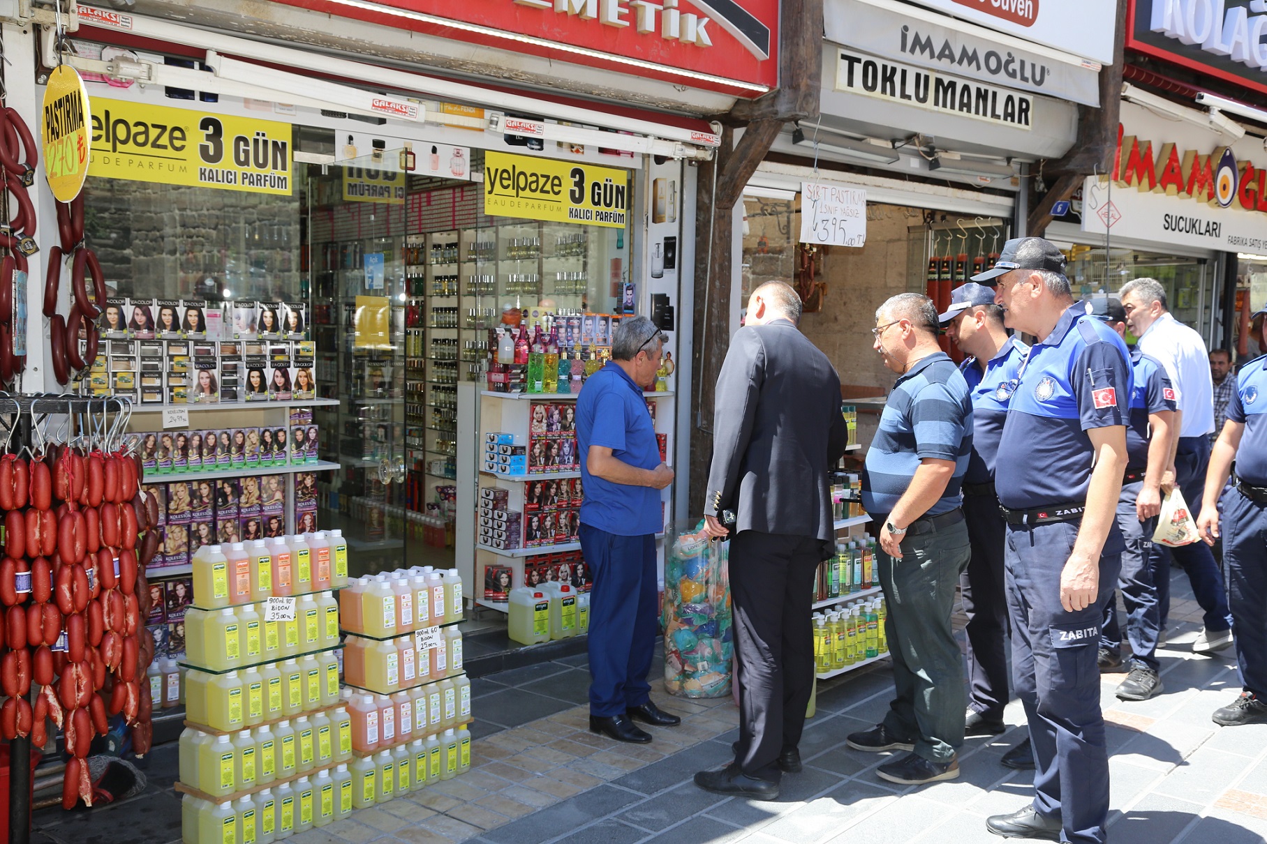 Büyükşehir Zabıtası Bayram Öncesi Teyakkuzda