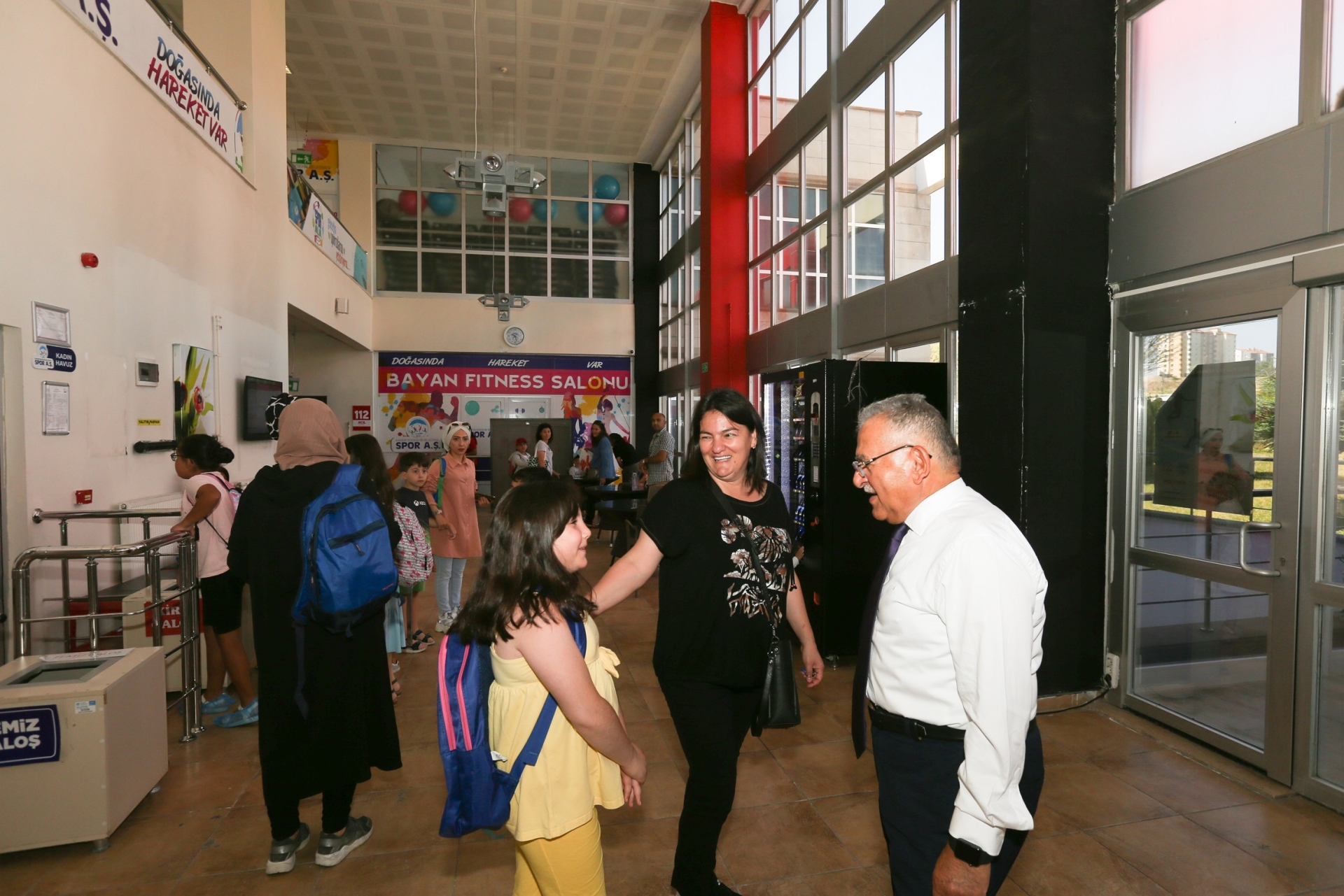 “Gençlerin Çağın Gereksinimlerine Uygun Yetişmesini Çok Önemsiyoruz”