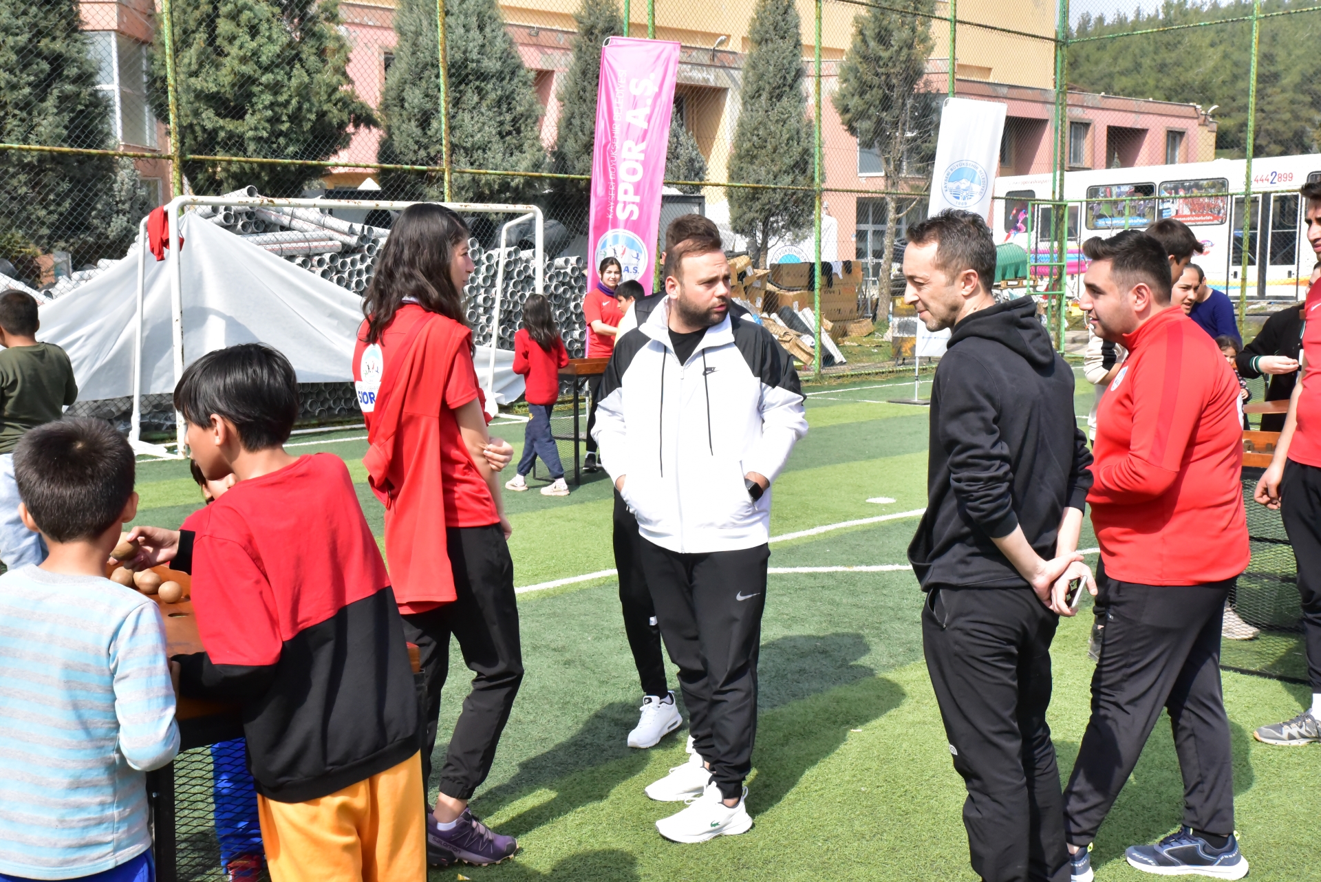 Büyükşehir Spor A.Ş.'den Depremzede Çocuklara 