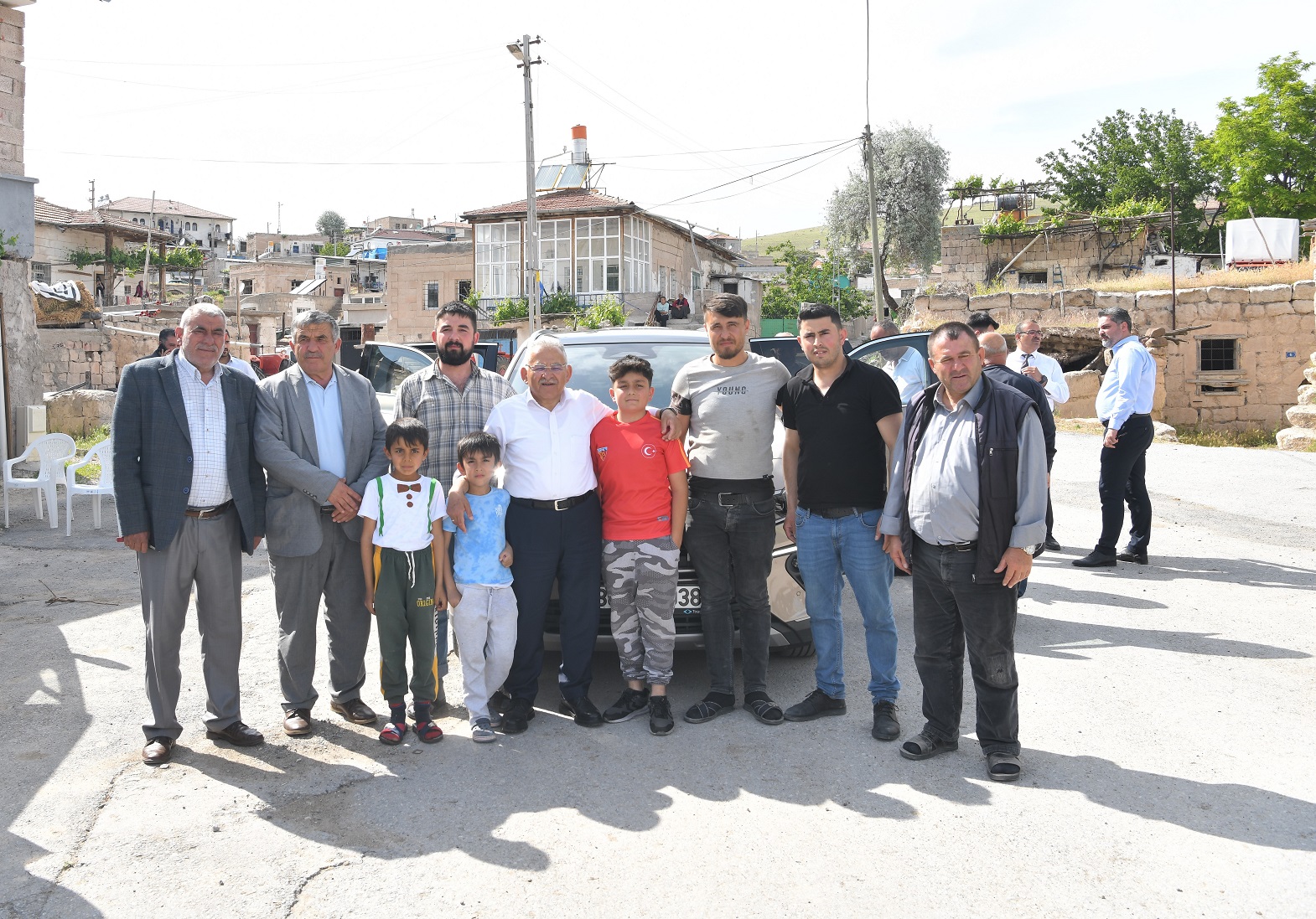 Başkan Büyükkılıç’ın Mahalle Ziyaretlerinde Bakan Varank’a “TOGG” Teşekkürü