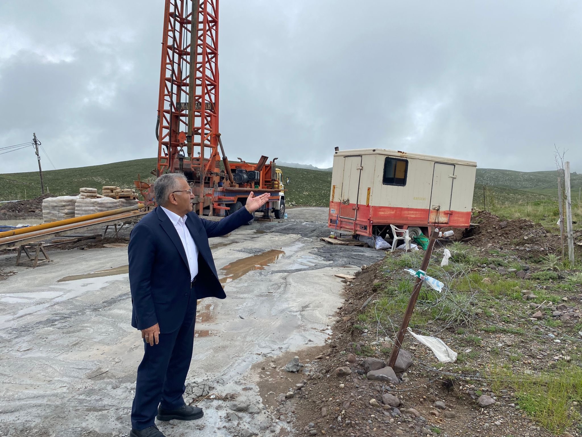 Başkan Büyükkılıç'tan Erciyes'te Jeotermal Sondaj İncelemesi