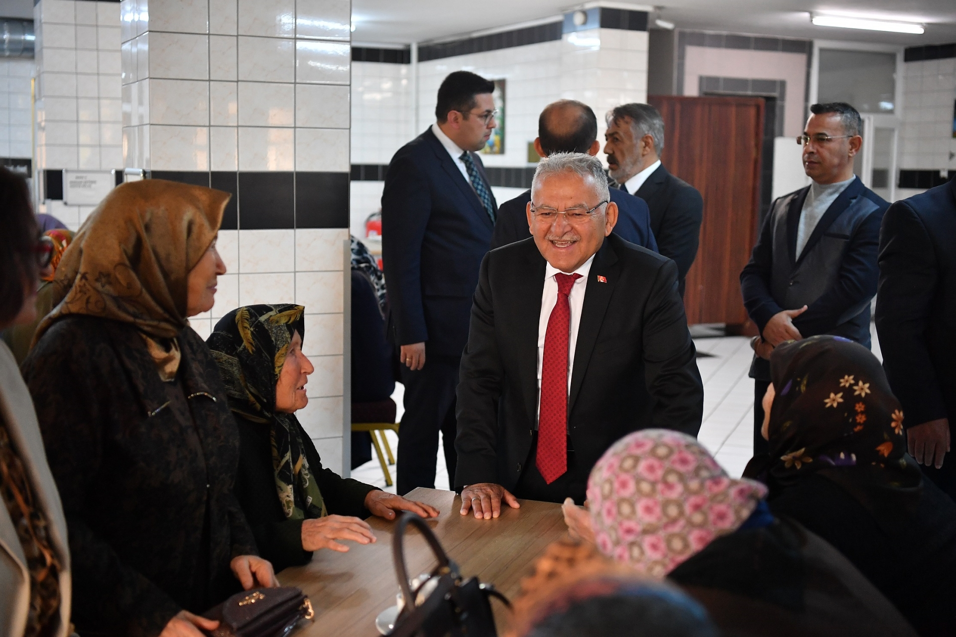 Başkan Büyükkılıç: “Yaşlılarımız; Dua Kaynaklarımız, Şehrimizin Temel Taşlarıdır”