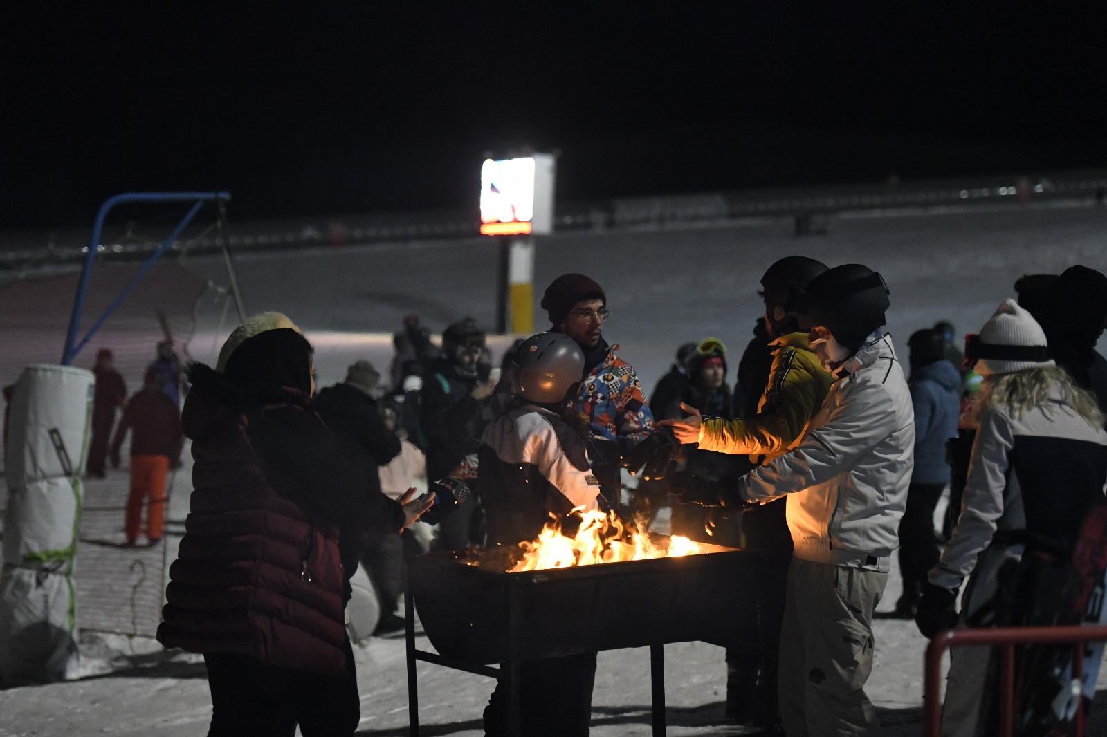 Büyükşehir Erciyes A.Ş.’den Kayak Tutkunları İçin Gece Kayağı Etkinliği