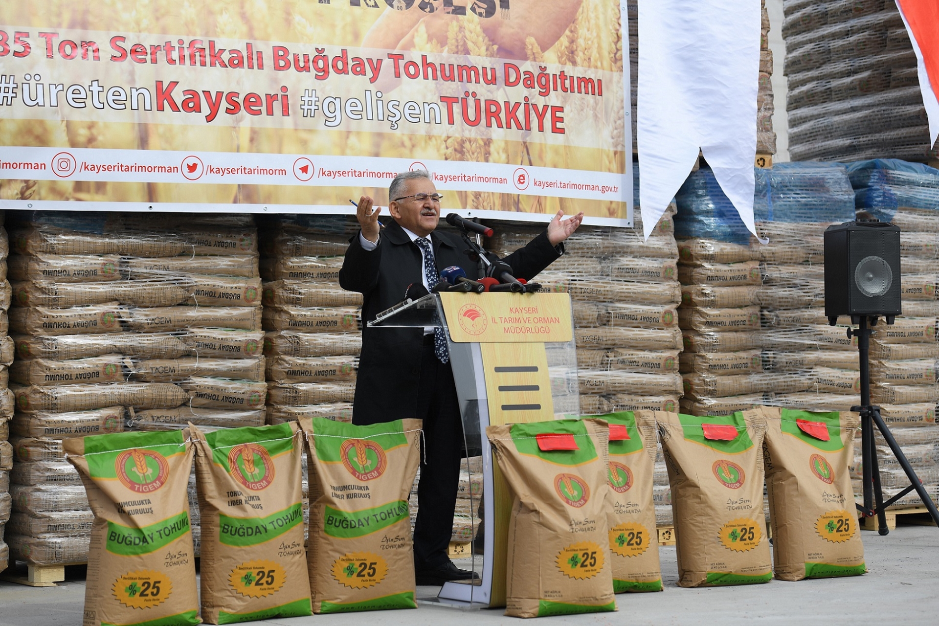 Başkan Büyükkılıç, Tarım Şehri Kayseri’de Tarım ve Gıda Ürünleri İhracatının 12 Kat Arttığını Duyurdu