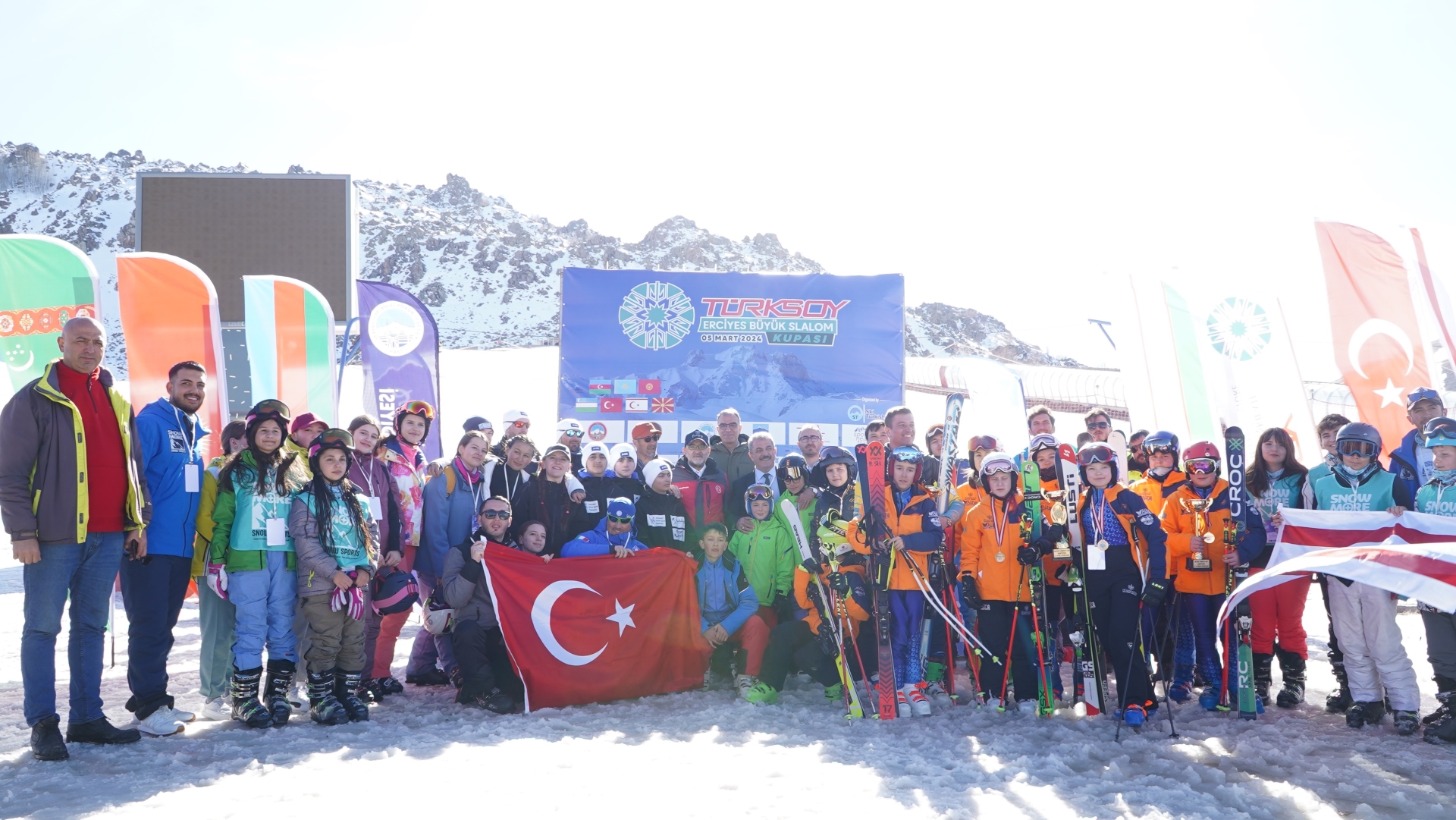 Türk Dünyasından Sporcuları Buluşturan Erciyes Türksoy Kupası Tamamlandı