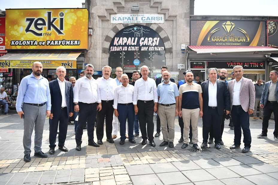 Akar ve Büyükkılıç'tan Çarşı Gezisi ve Vatandaş Ziyareti