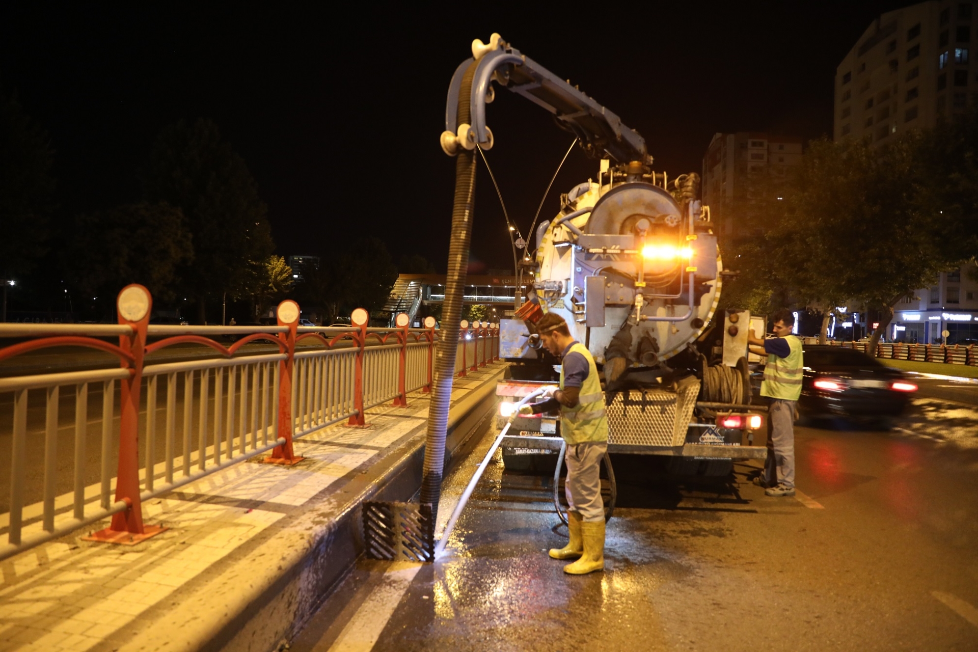 KASKİ’den Gece Çalışması