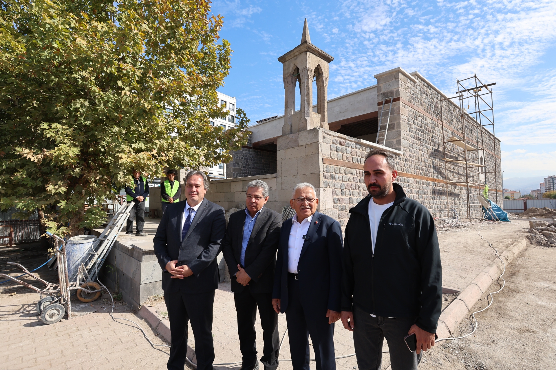 Başkan Büyükkılıç’tan Restore Edilen Tarihi Camide İnceleme