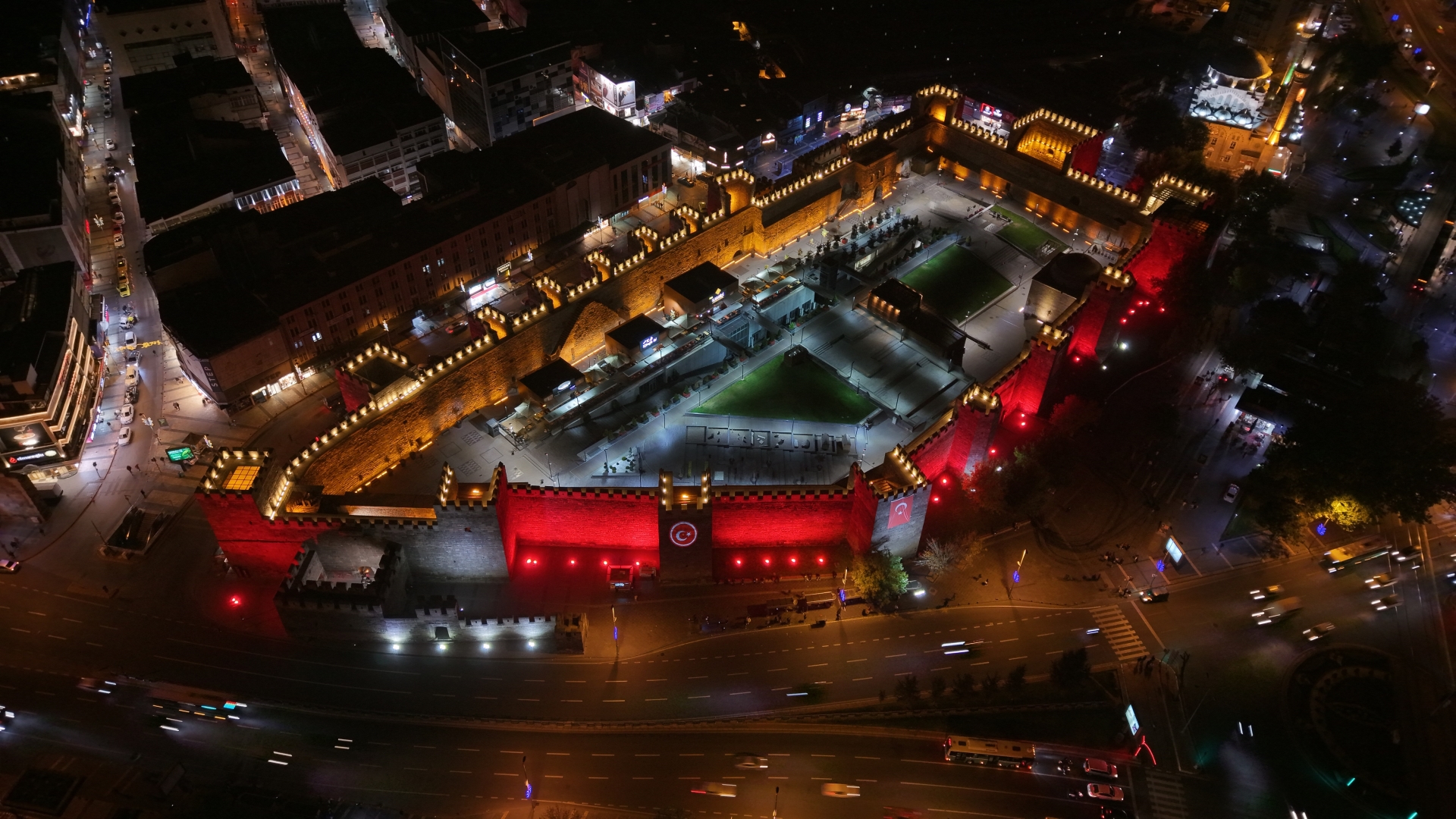 Büyükşehir’den, Kayseri Kalesi’nde LED Aydınlatma Uygulaması