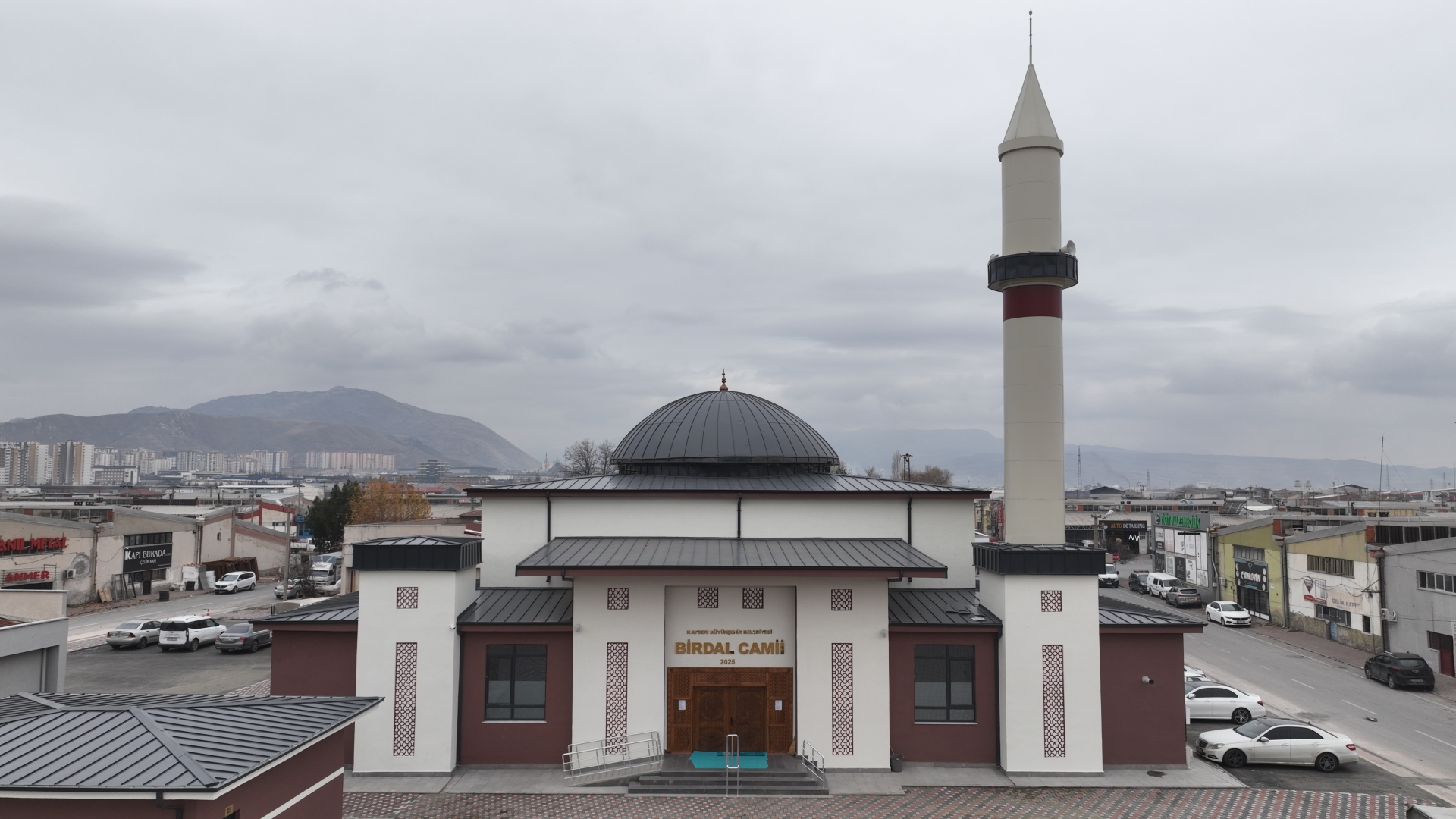 Büyükşehir-Hayırsever İş Birliğiyle Birdal Camii İbadete Hazır