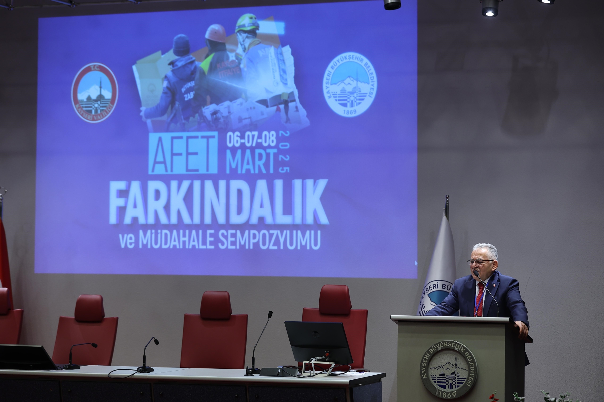 Başkan Büyükkılıç, Afet Farkındalık ve Müdahale Sempozyumu’na Katıldı