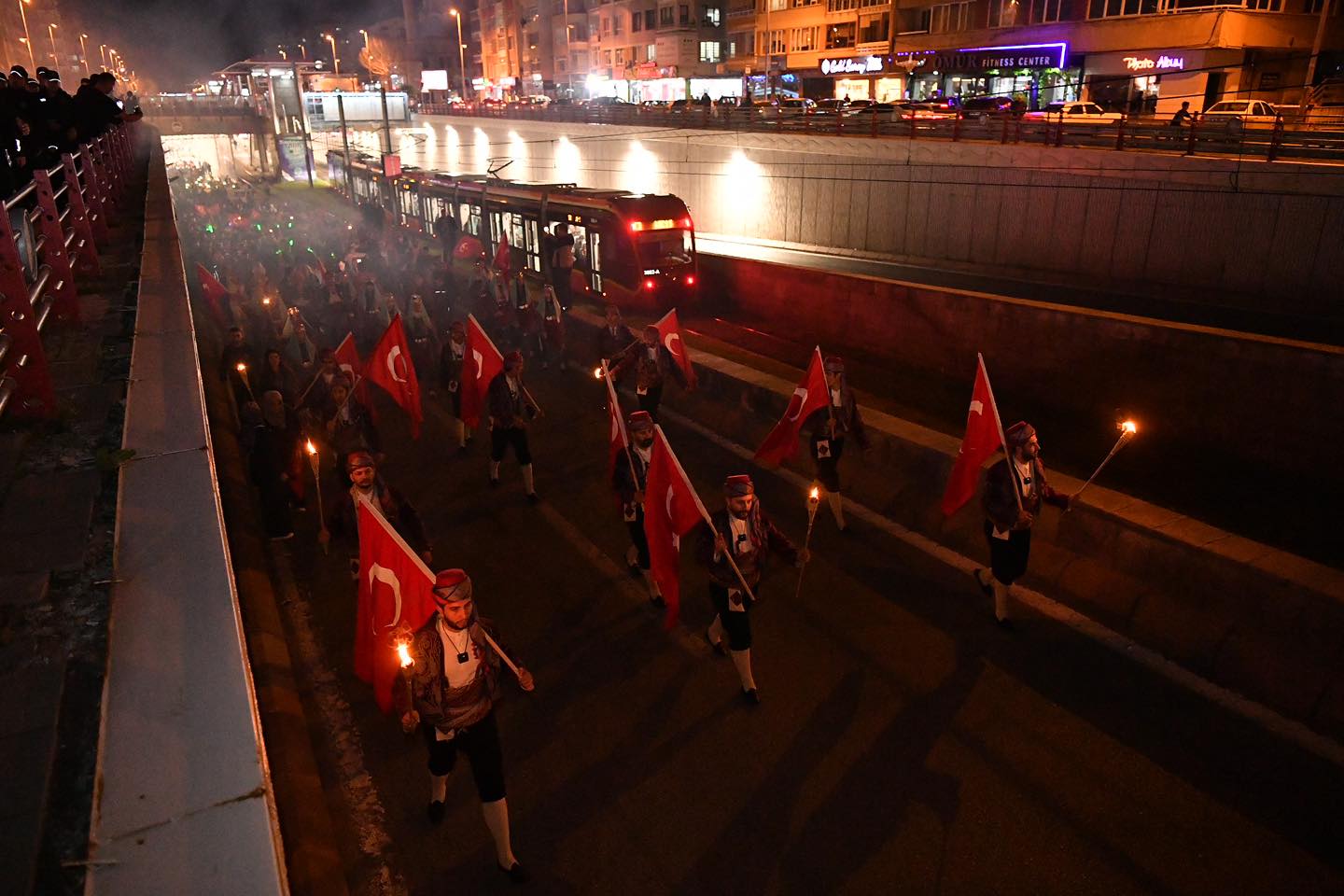 Başkan Büyükkılıç, 19 Mayıs Fener Alayı’nda Gençlerin Coşkusuna Ortak Oldu