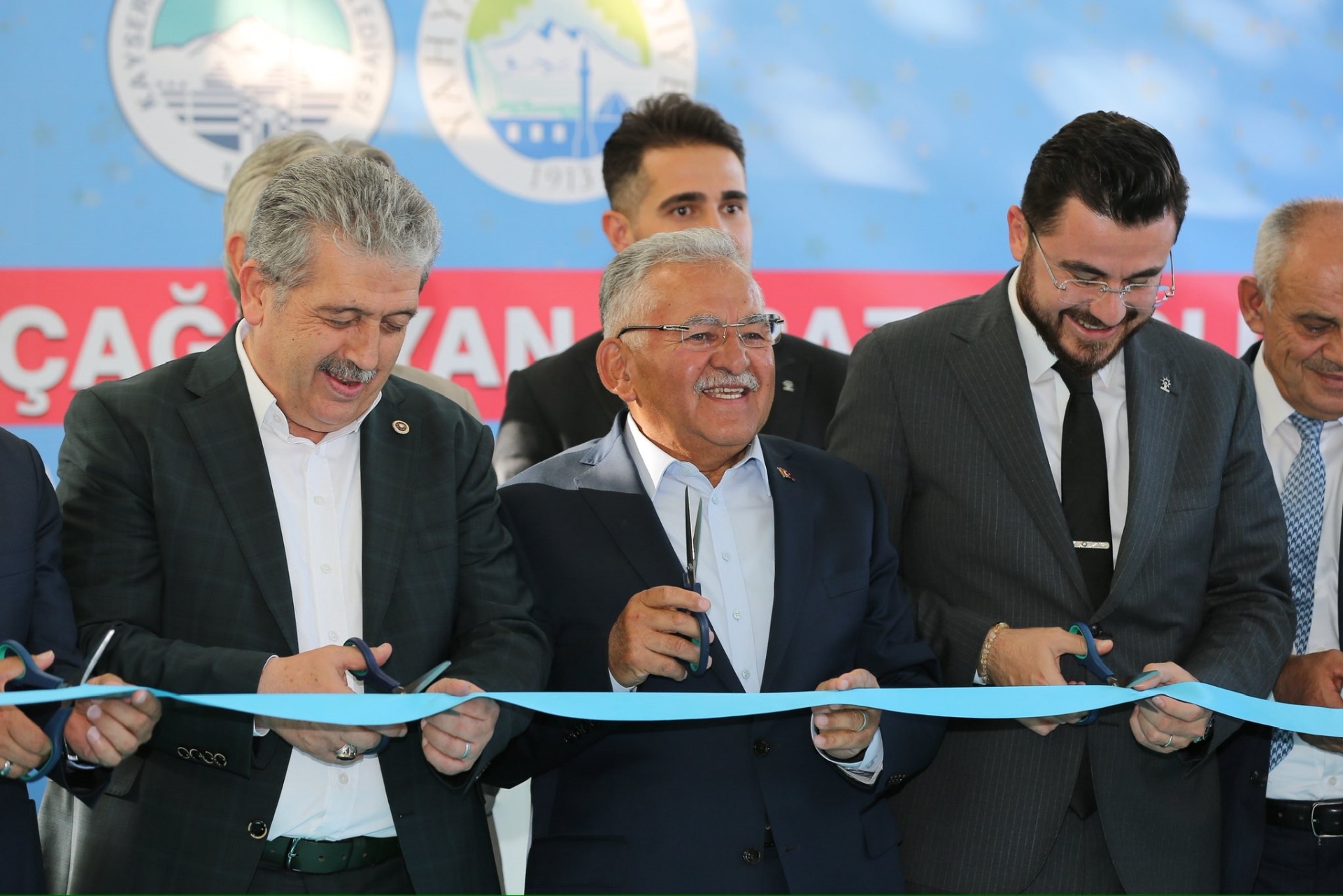 Başkan Büyükkılıç, Yahyalı’da 72 Milyon TL’lik Grup Yol Projesini Hizmete Açtı