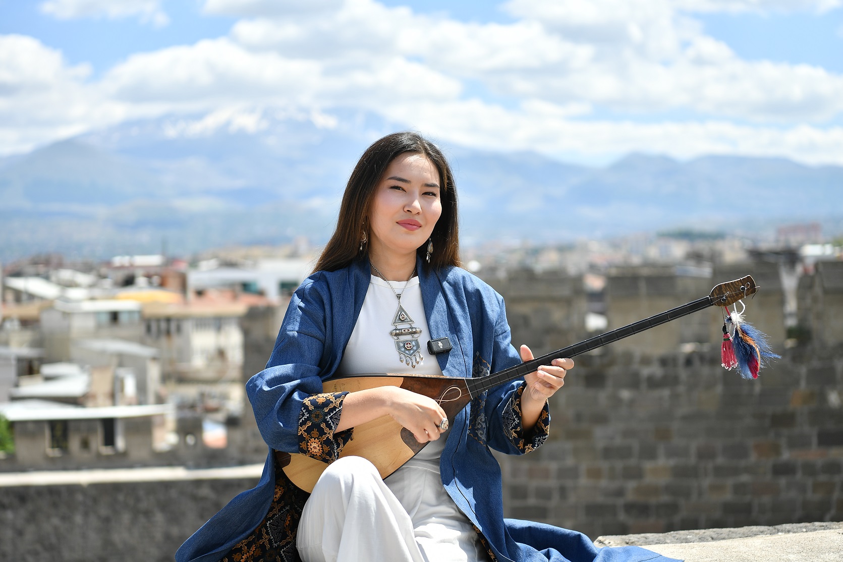 Büyükşehir İle Kayseri Kalesi’nde Kazak Ezgileri Yükseldi