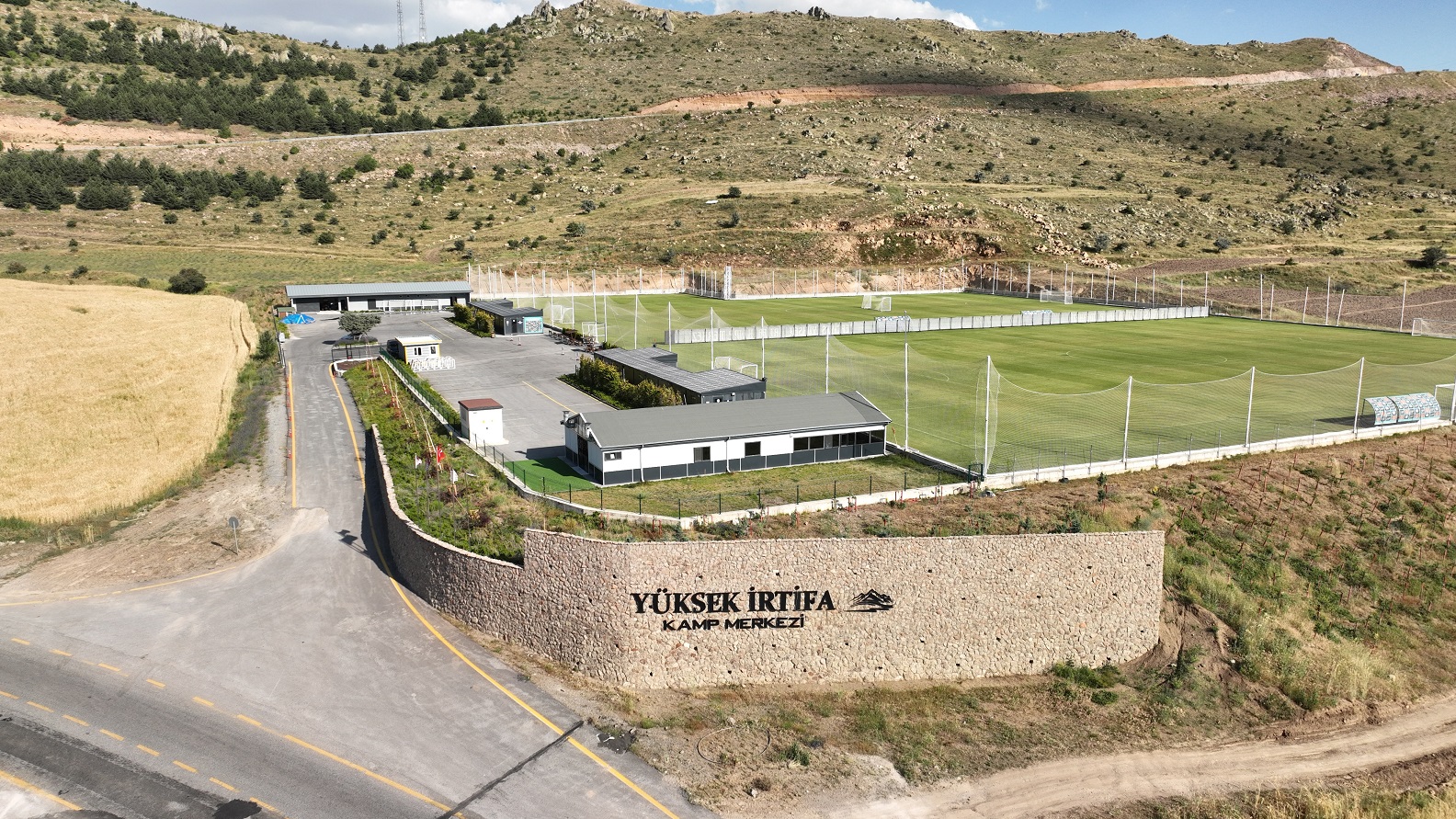 Erciyes’in Zirvesi, Yaz Kampı İçin Yerli ve Yabancı 25 Kulübün Tercihi Oldu