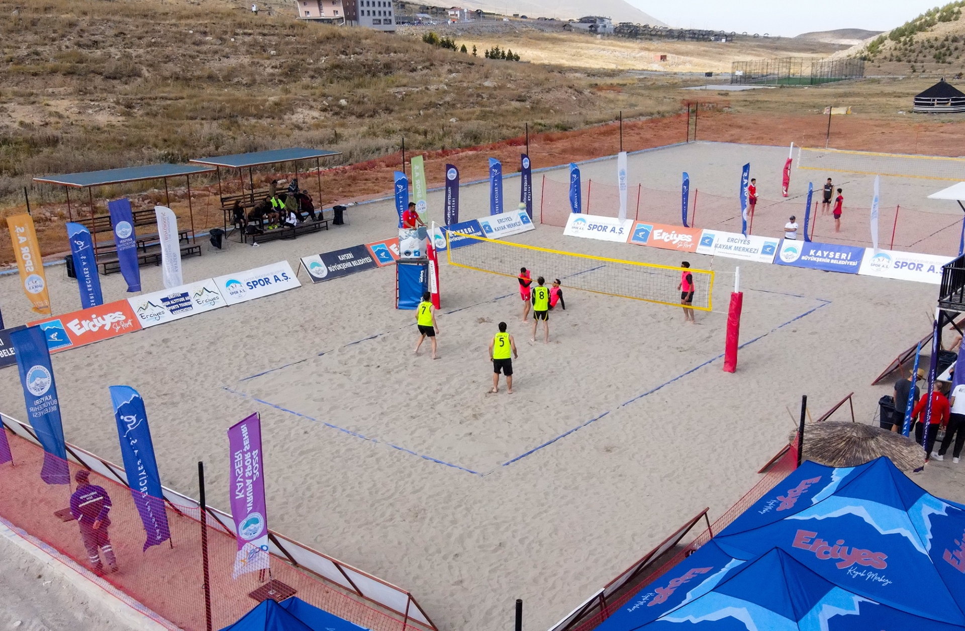 Büyükşehir Erciyes A.Ş.’den Zirvede “En Havalı Voleybol Turnuvası”