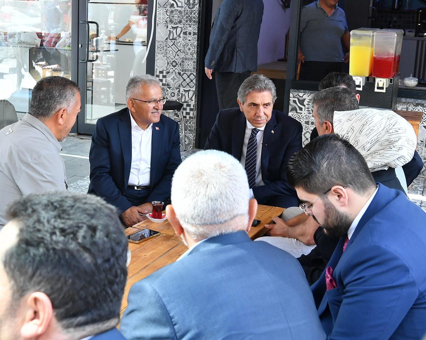 Başkan Büyükkılıç ve AK Parti Genel Başkan Yardımcısı Demir’den Esnaf Ziyaretleri