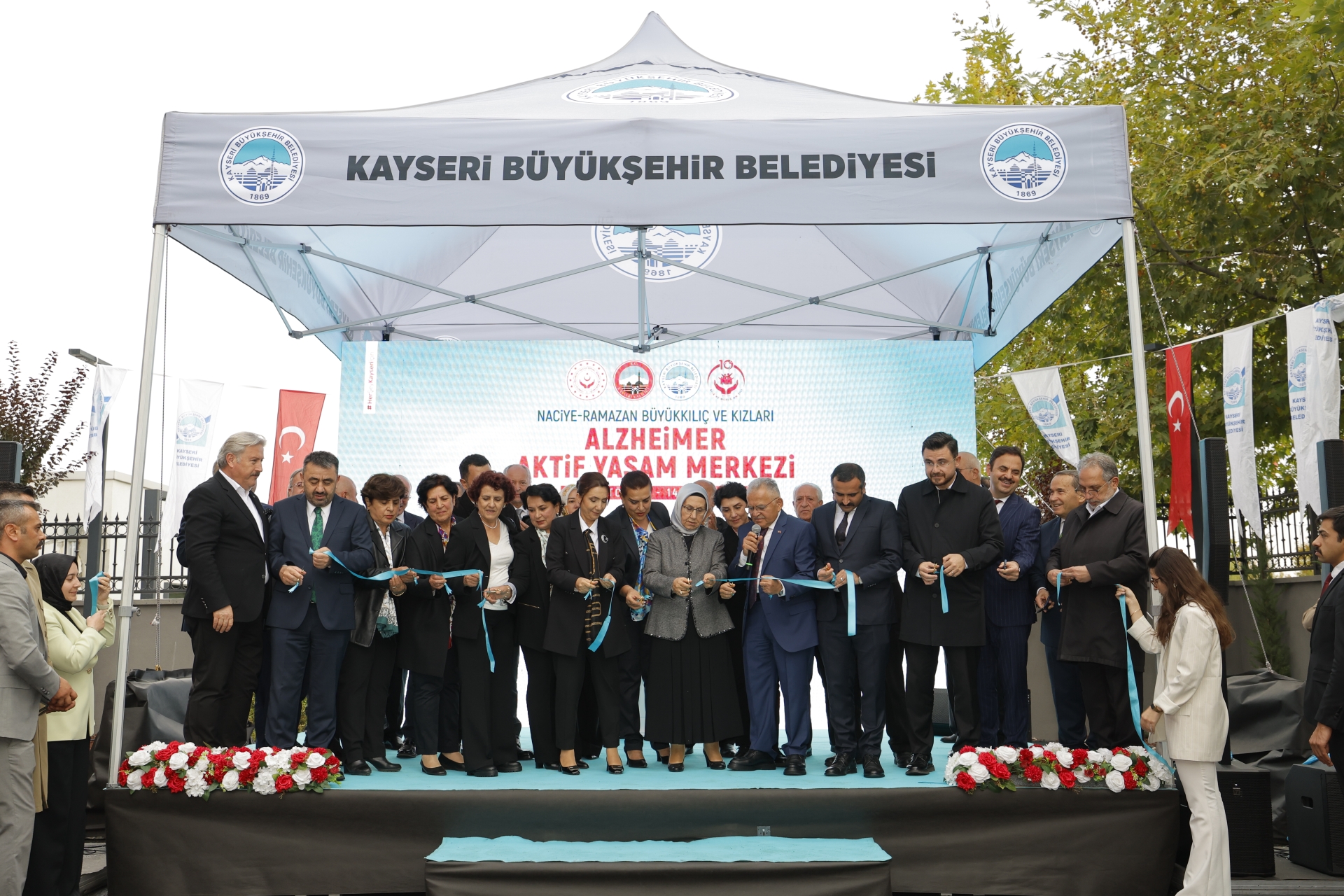 Başkan Büyükkılıç’tan “Unutmamak ve Unutulmamak İçin” Anlamlı Eser: Alzheimer Aktif Yaşam Merkezi Açıldı