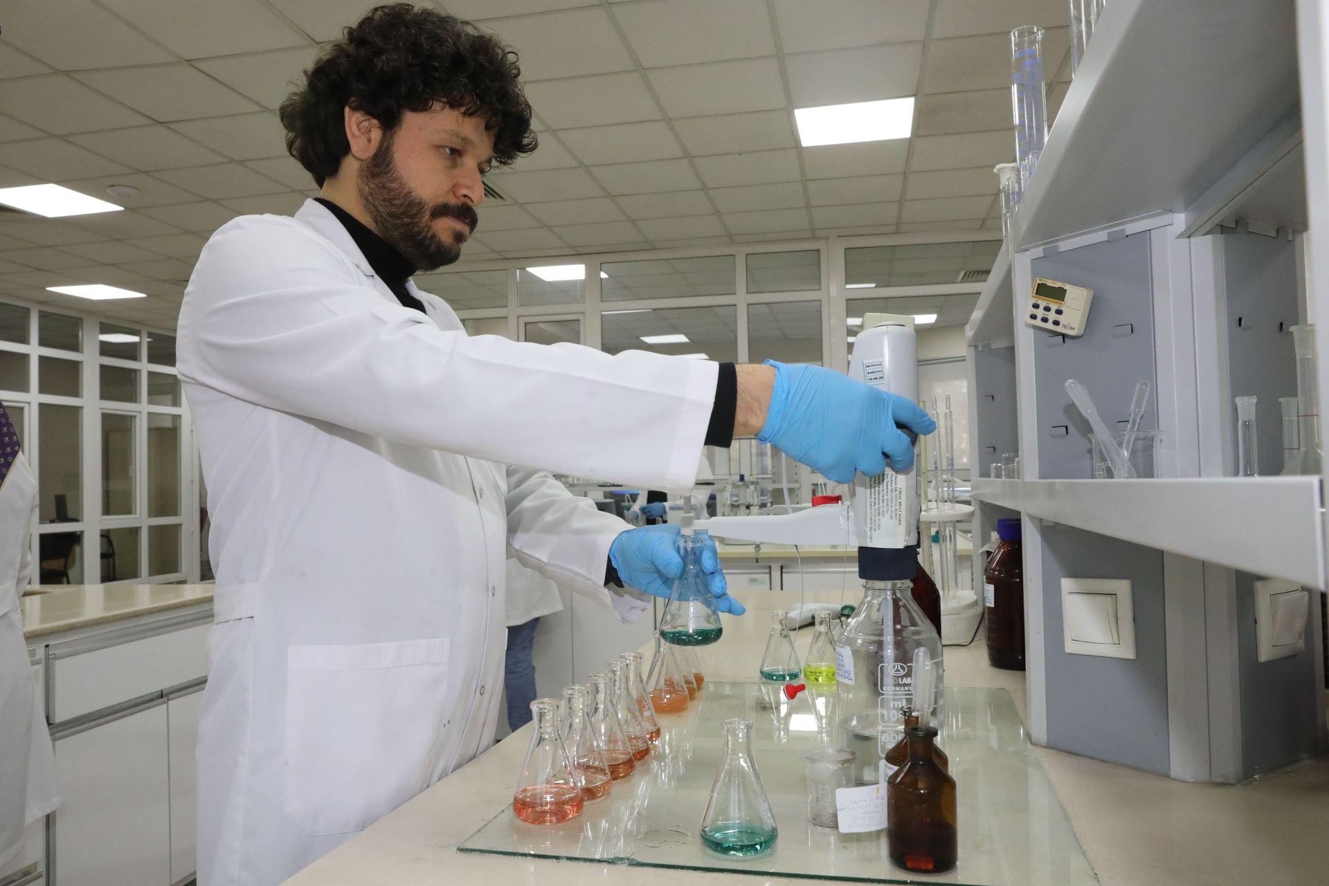 Başkan Büyükkılıç: “KASKİ Laboratuvarlarıyla İçme Suyunda Tam Kontrol Sağlıyoruz”