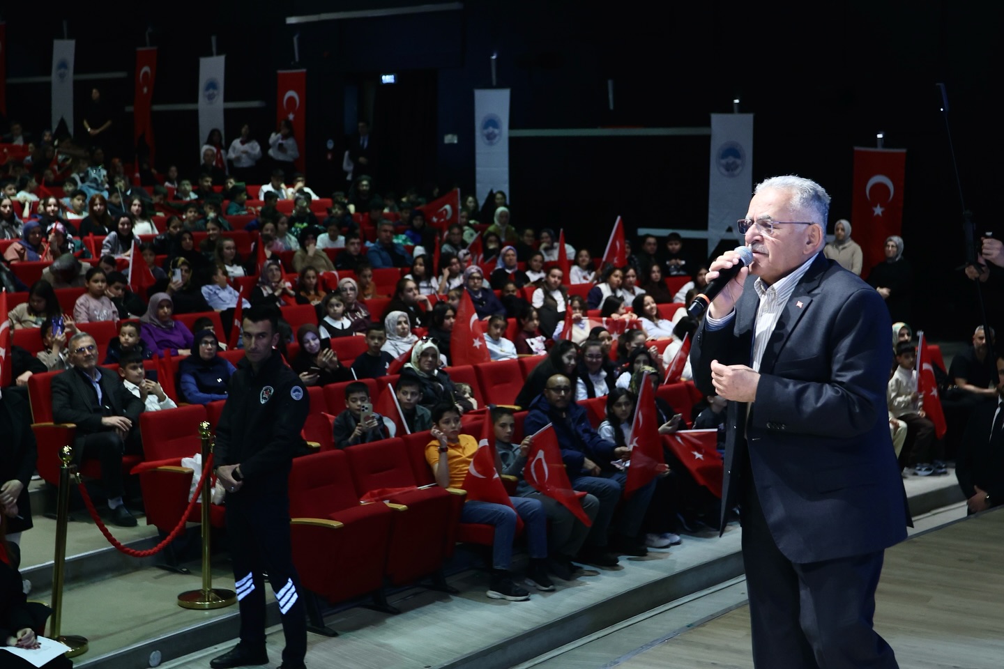 Başkan Büyükkılıç’tan “Çanakkale Ruhu” Vurgusu: Birlik ve Dayanışma Mesajı