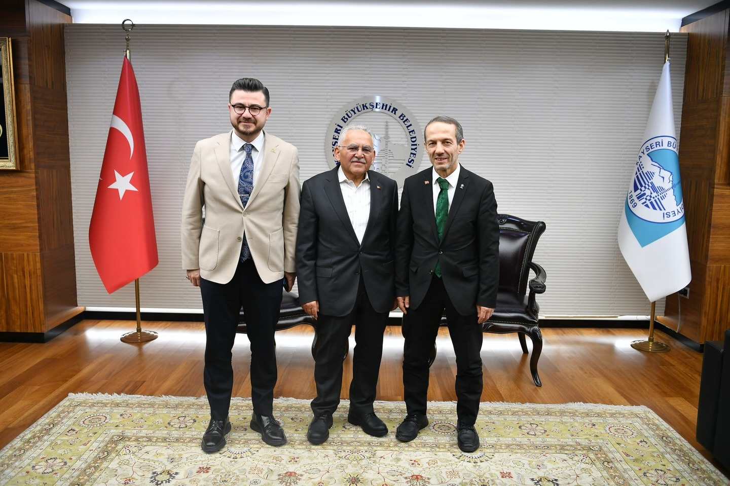 Büyükkılıç, Wushu Kung Fu Federasyonu Başkanı Akyüz ve Heyetini Ağırladı