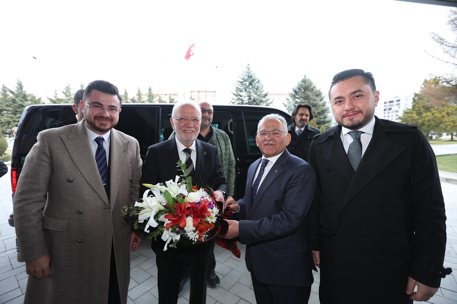 Elitaş’tan Başkan Büyükkılıç’a Ziyaret: “Geleceği Gören Vizyon Sahibi Belediye Başkanı”