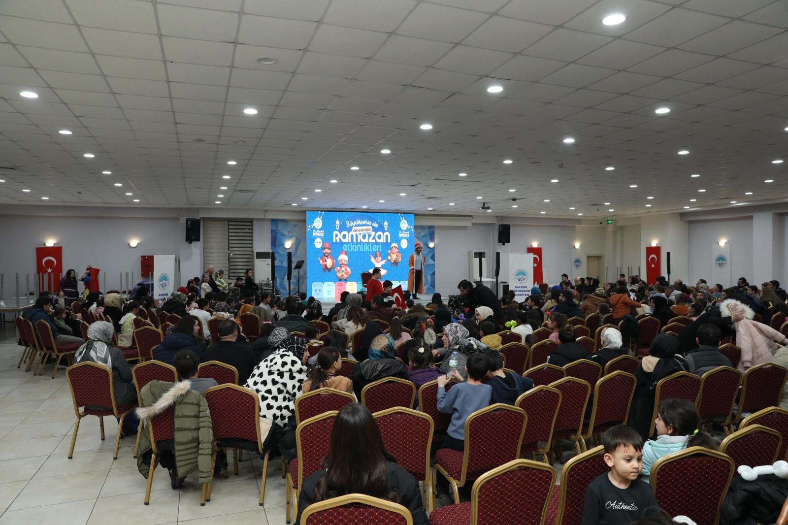 Kayseri Büyükşehir’den İlçelerde KAYMEK ile Ramazan Coşkusu