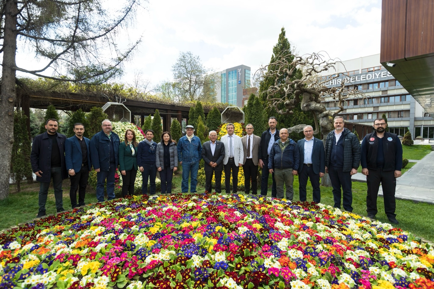 Büyükşehir’den Afetlere Dirençli Kent Hedefi: Başkan Büyükkılıç Akademik Heyetle Bir Araya Geldi
