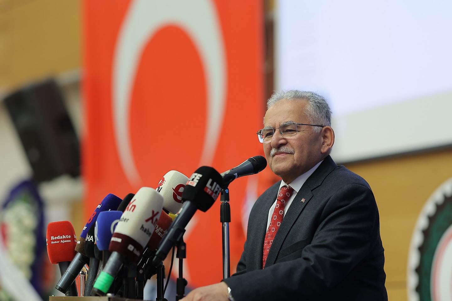 Kayseri’de Birlik Mesajı: Büyükkılıç’tan Dayanışma ve Hizmet Vurgusu