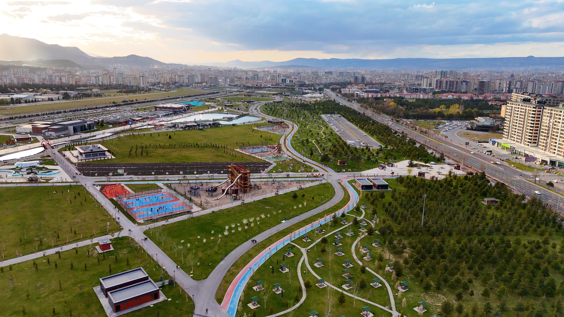 Recep Tayyip Erdoğan Millet Bahçesi, Kayserililerin Uğrak Yeri Oluyor