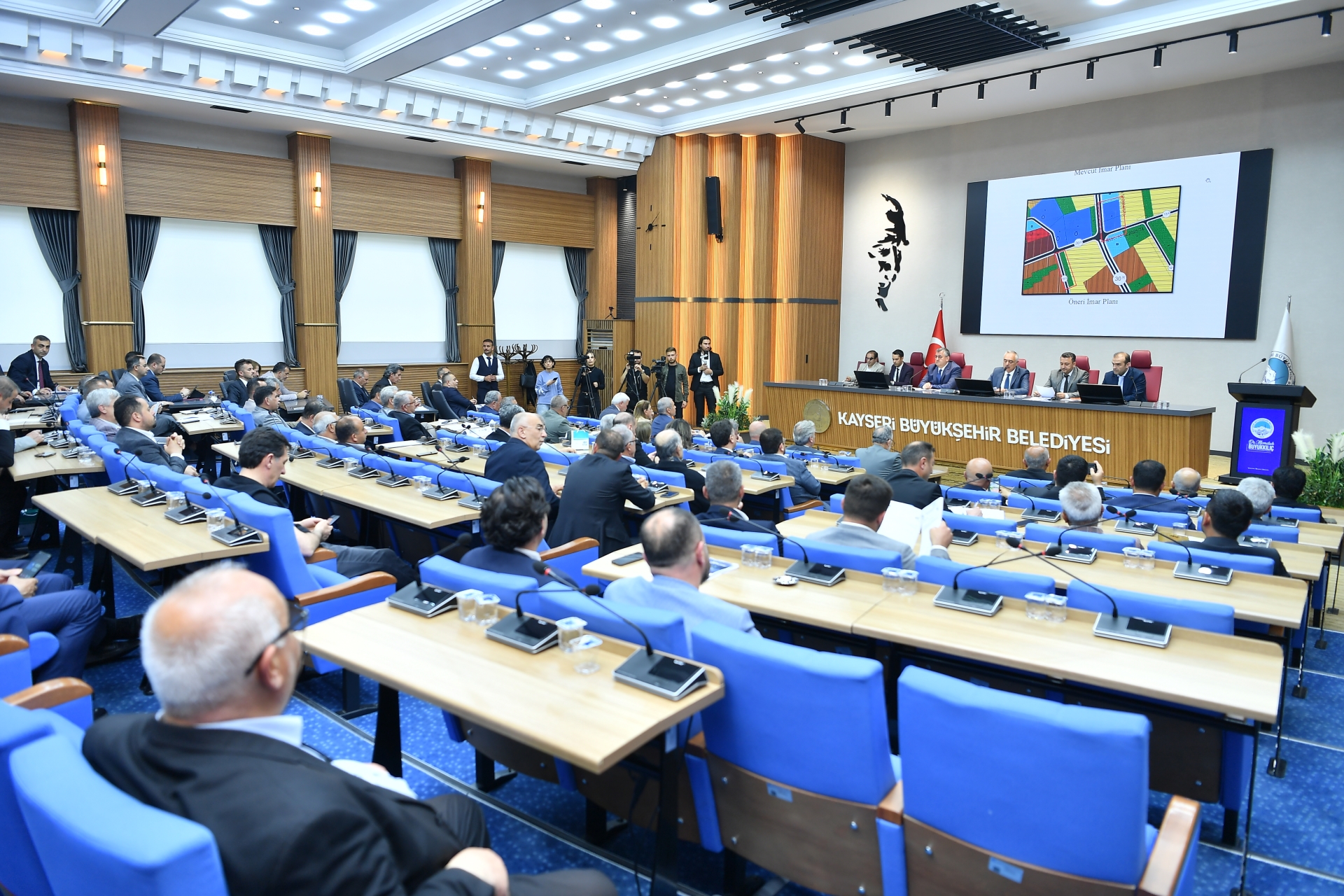 Büyükşehir Belediye Meclisi Toplandı: 85 Madde Karara Bağlandı