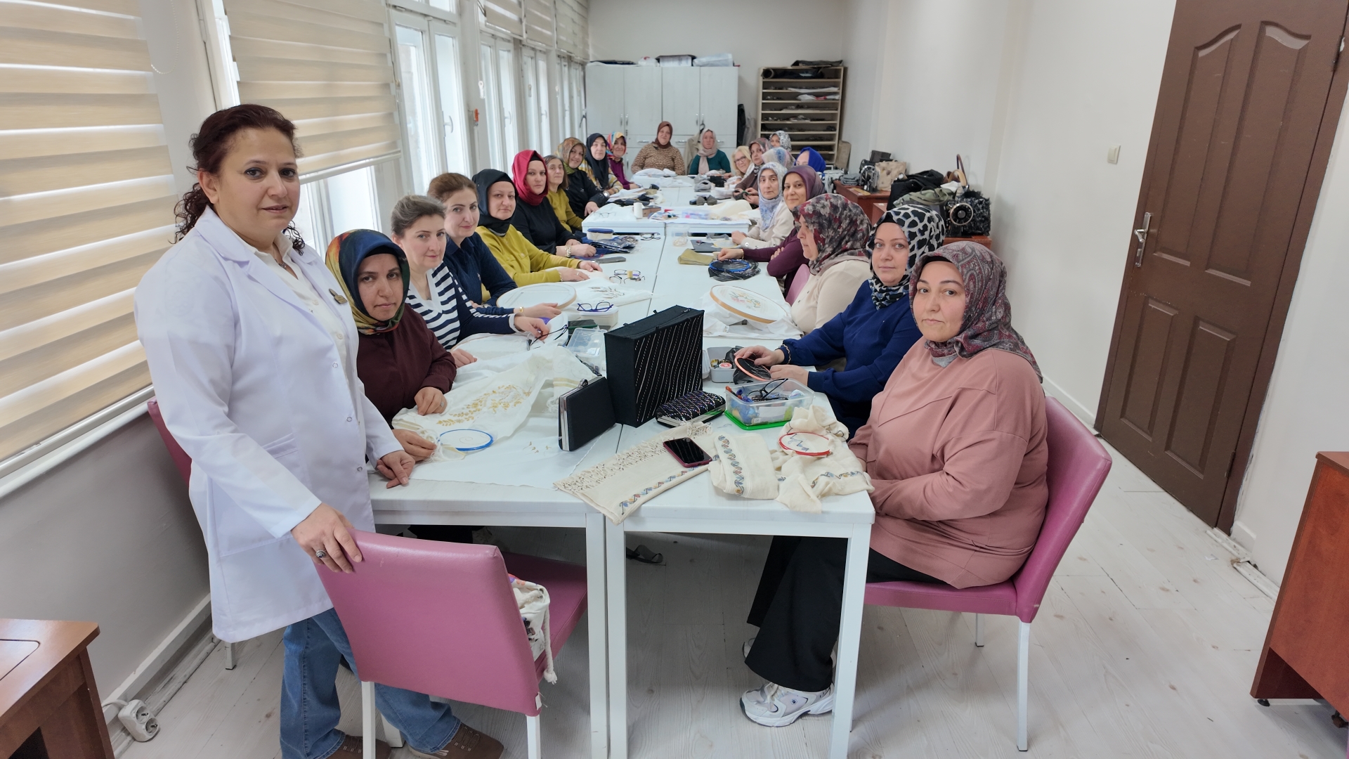 Büyükşehir’den Ücretsiz Kültür Hamlesi: Unutulmaya Yüz Tutmuş El Sanatları KAYMEK’te Yeniden Hayat Buluyor