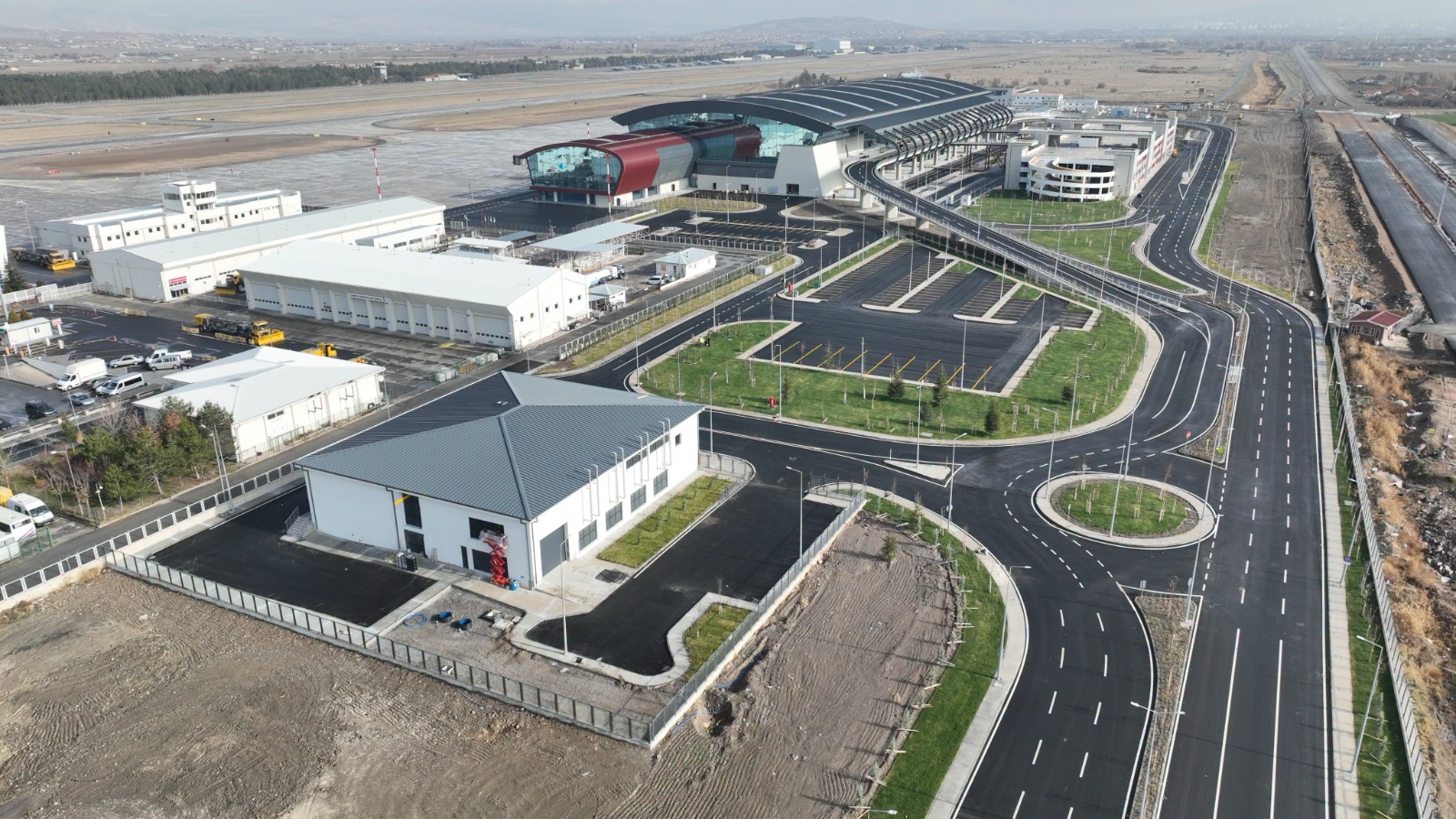 Başkan Büyükkılıç Duyurdu: Kayseri Havalimanı Başmüdürlük Statüsüne Kavuştu