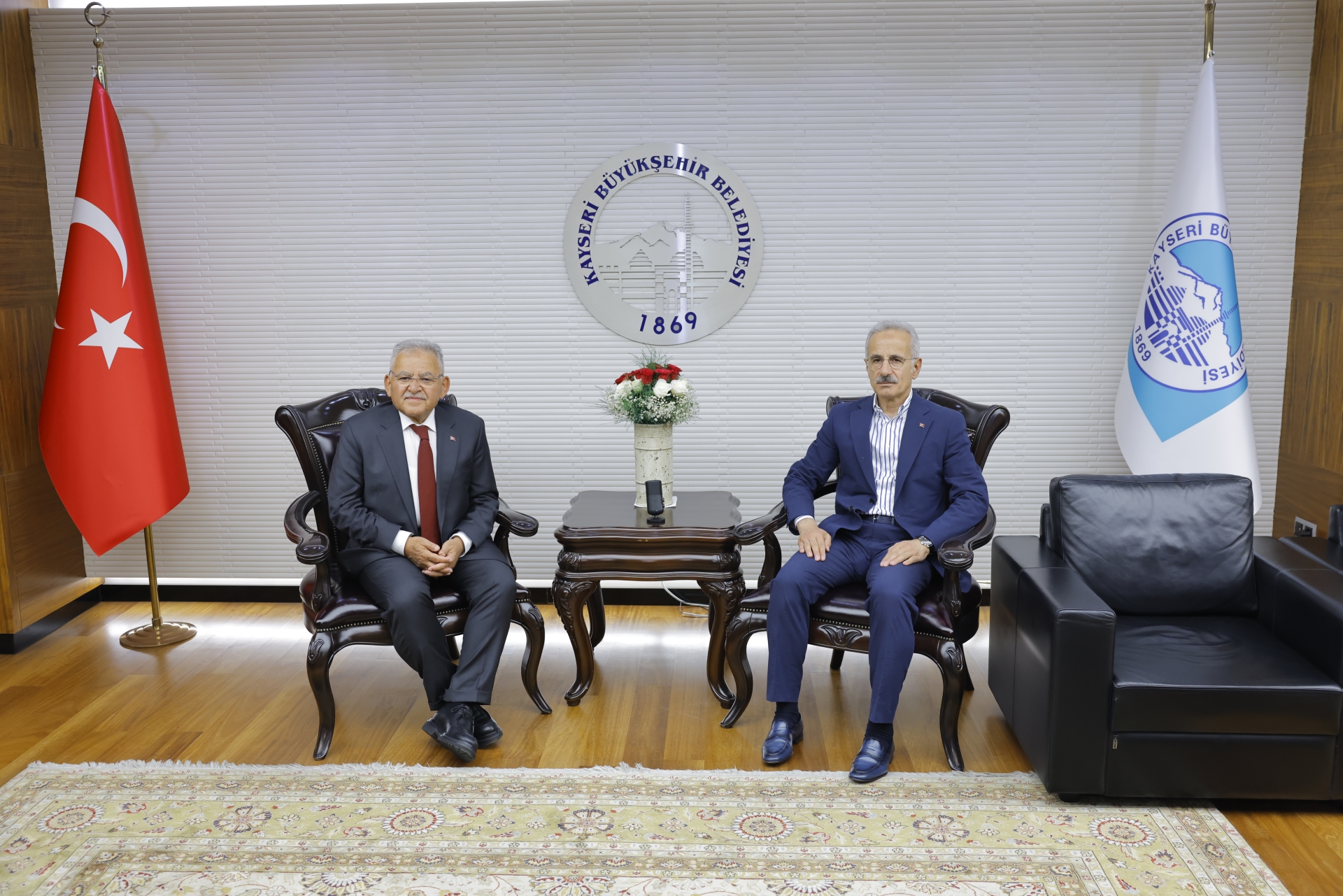 Büyükkılıç’ı Ziyaret Eden Bakan Uraloğlu’dan, Kayseri’nin ‘Merkez-Yerel Yönetim Uyumu’na Vurgu