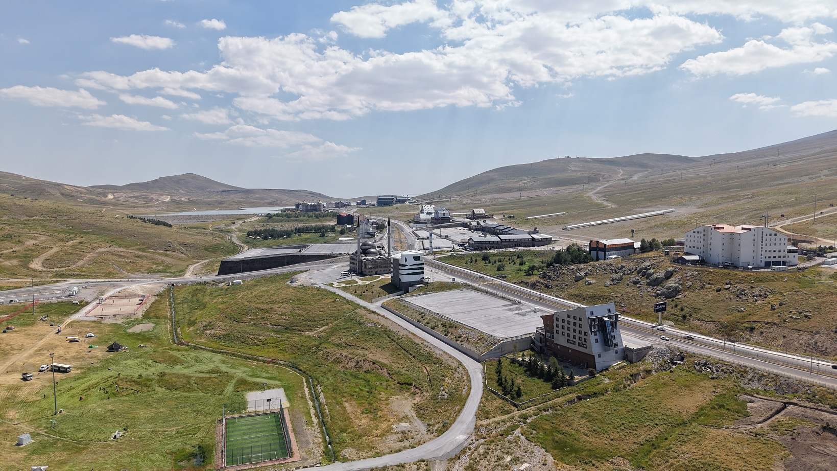 Büyükşehir’den Erciyes’te Dört Mevsim Turizm Hamlesi: Yaz Sezonu Doğa, Spor ve Macerayla Devam Ediyor