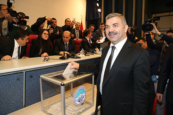 Büyükşehir'in Yeni Başkanı Mustafa Çelik